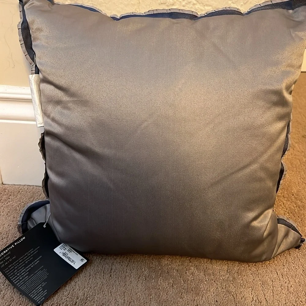 Waterford Ansonia Pewter Decorative Embroidered Throw Pillow 16”x 16”